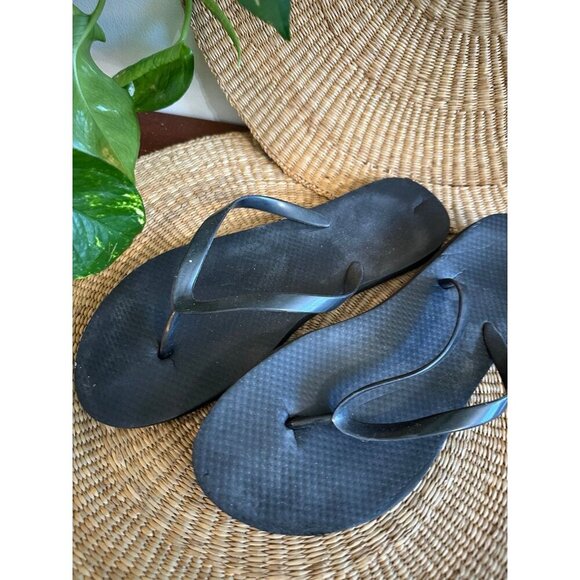 Women’s size 38–39 black flip-flops - Picture 2 of 7